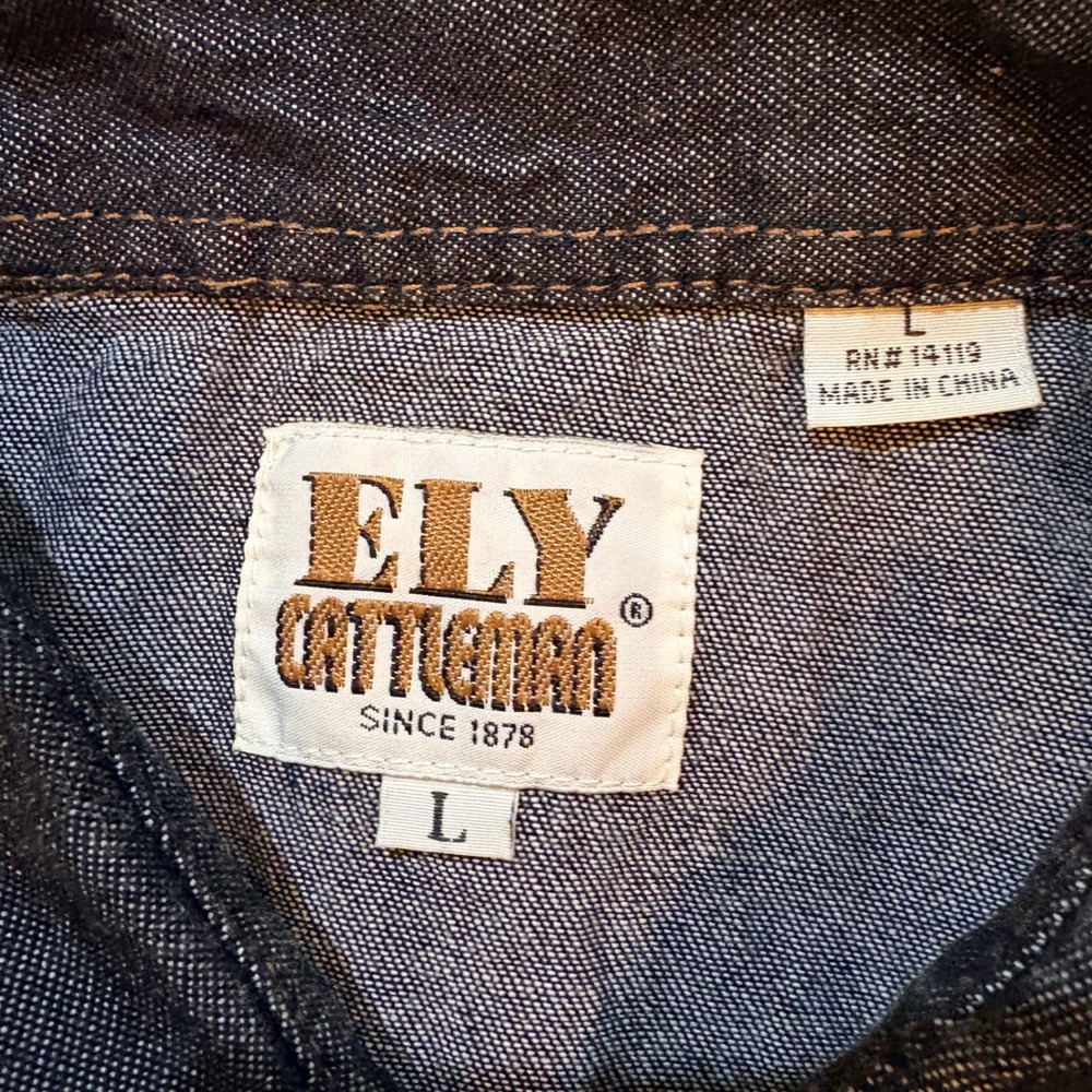 Ely Cattleman Mens‎ Western Pearl Snap Denim Shirt Dark Wash Long Sleeve Large - Picture 3 of 8